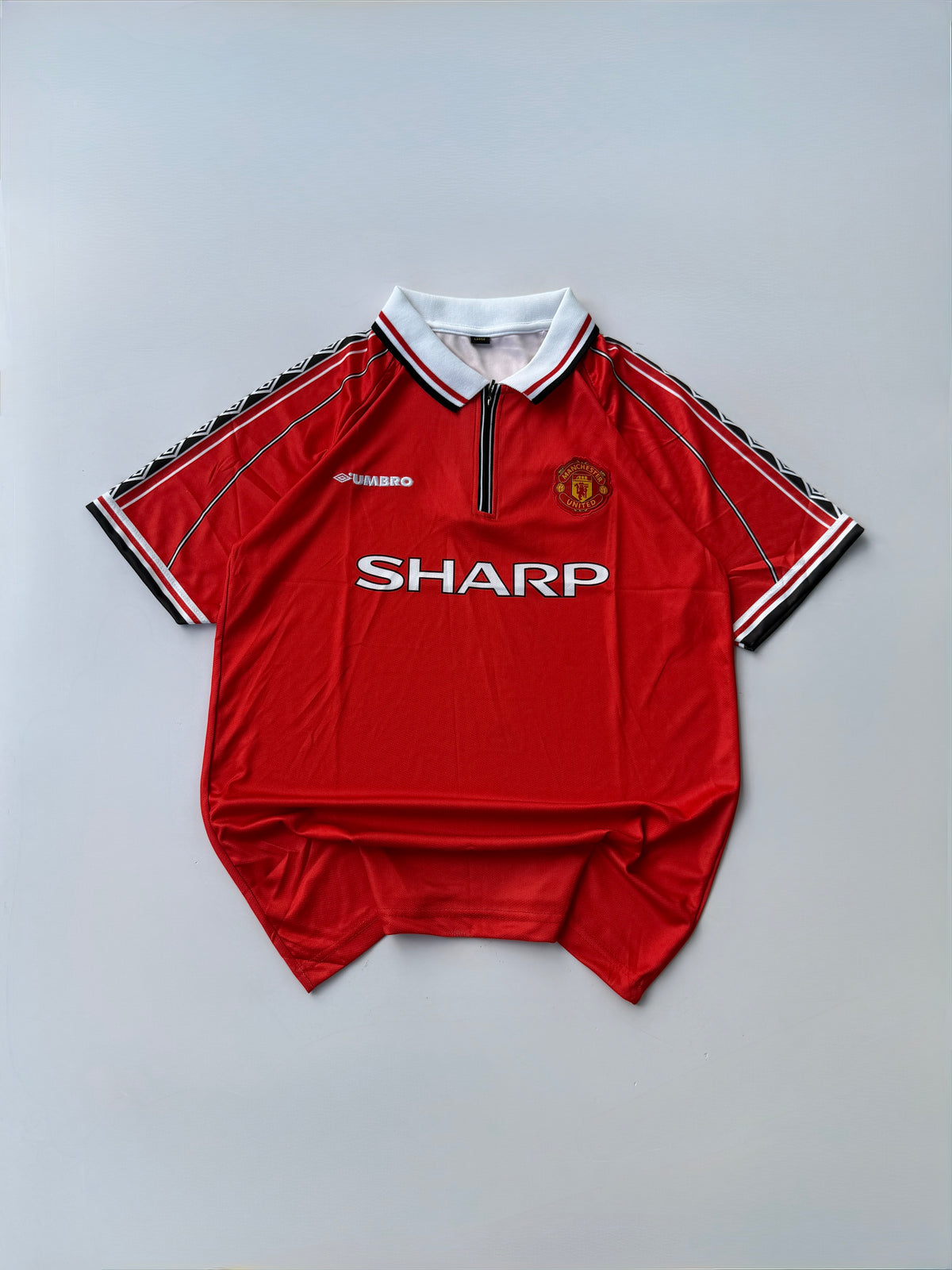 DAVID BECKHAM 7 MANCHESTER UNITED 1998-99 RETRO HOME KIT EMBROIDERY