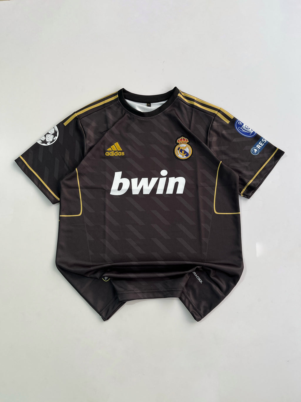 RONALDO 7 REAL MADRID    2011/12  AWAY KIT EMBROIDERY