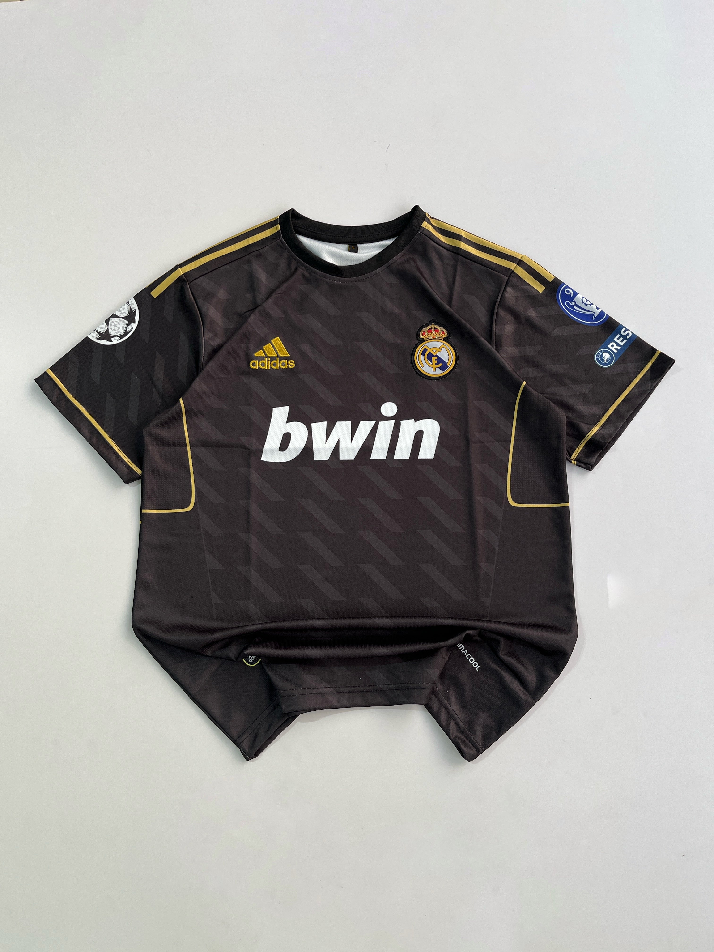 RONALDO 7 REAL MADRID    2011/12  AWAY KIT EMBROIDERY