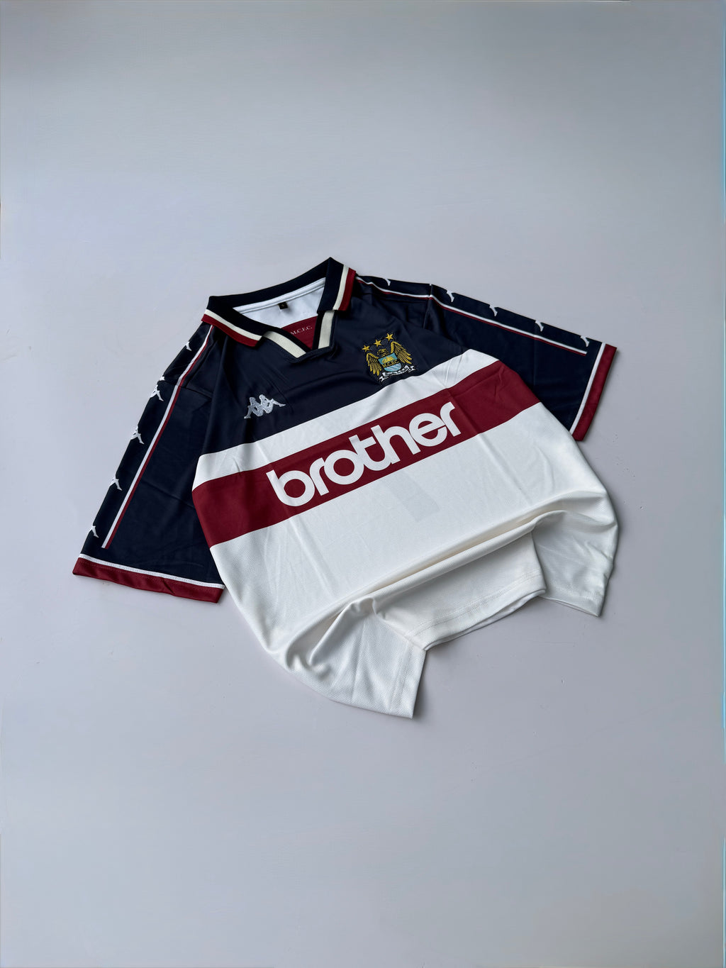 KINKLADZE MANCHESTER CITY 1997/98 RETRO AWAY KIT FIVE SLEEVE EMBROIDERY