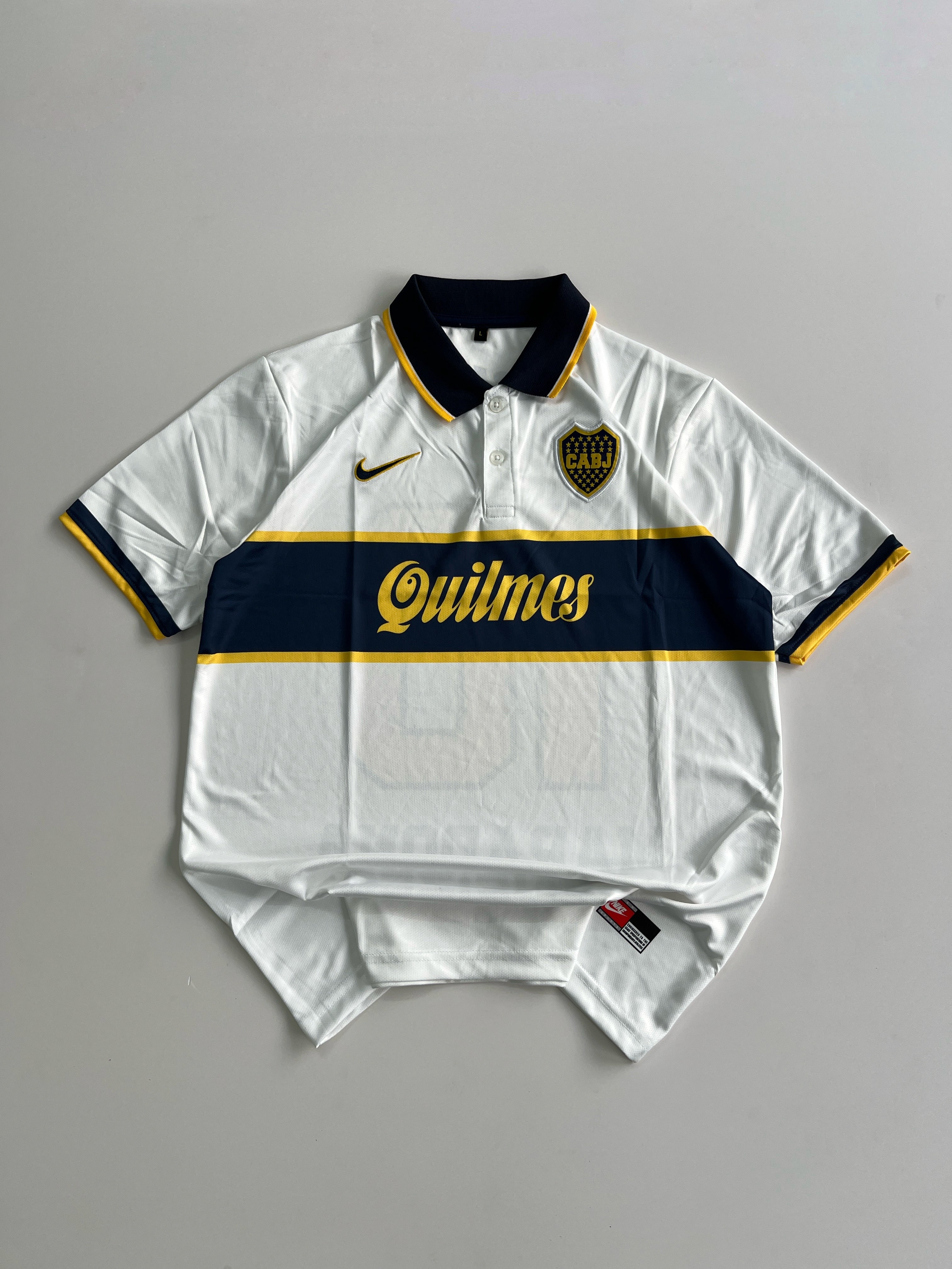 MARADONA 10 VINTAGE-STYLE BOCA JUNIORS 1996/97 AWAY KIT EMBROIDERY