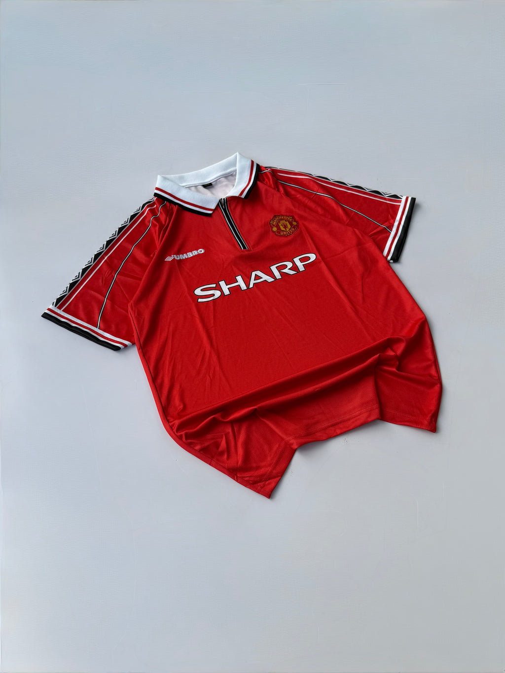 DAVID BECKHAM 7 MANCHESTER UNITED 1998-99 RETRO HOME KIT EMBROIDERY