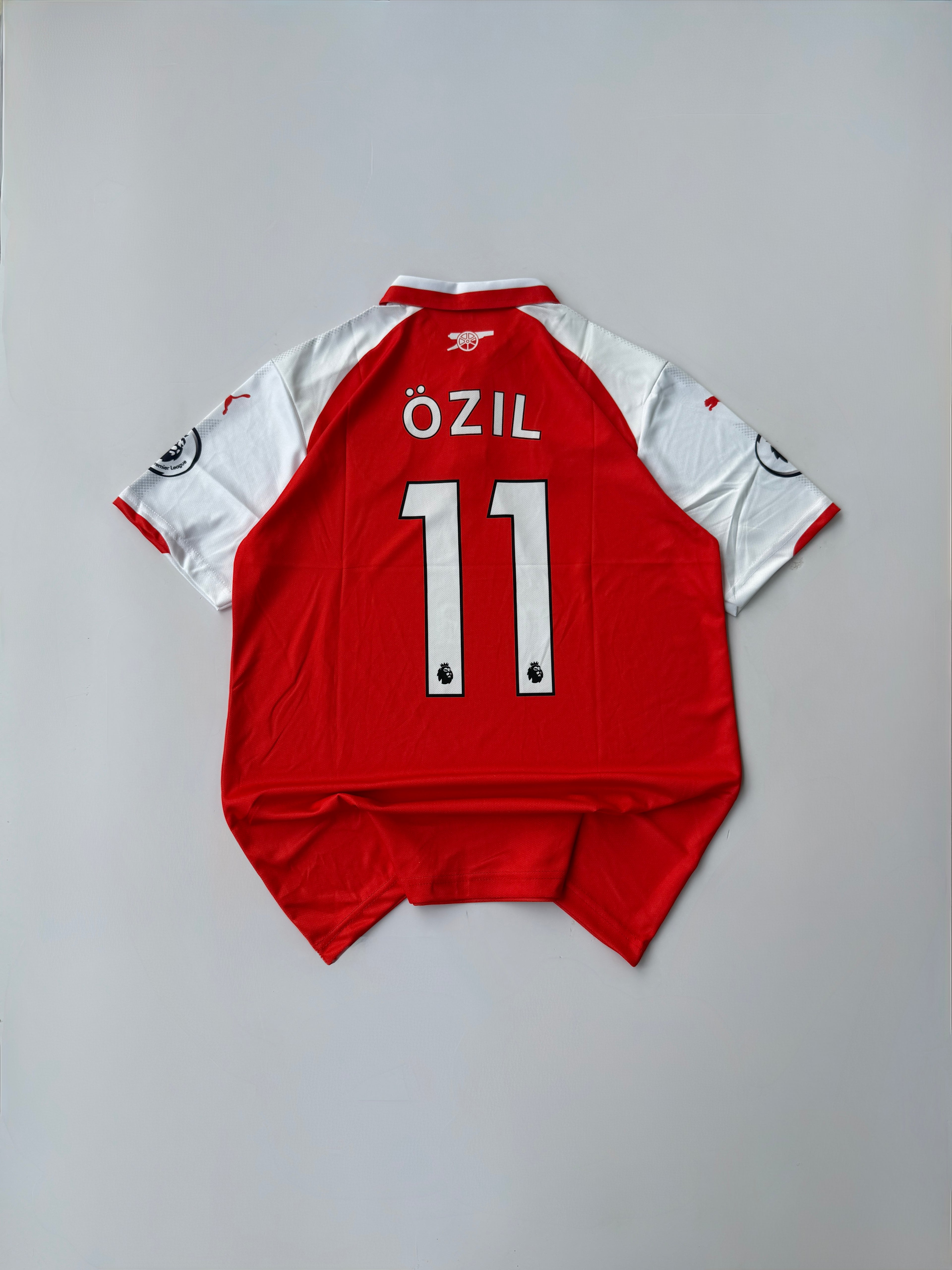OZIL 11 ARSENAL 2017/18 HOME KIT EMBROIDERY POLO