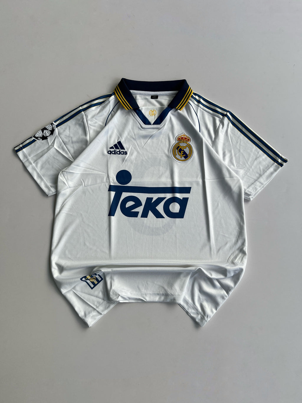 ROBERTO CARLOS 3 REAL MADRID 1998/00 RETROHOME  KIT EMBROIDERY