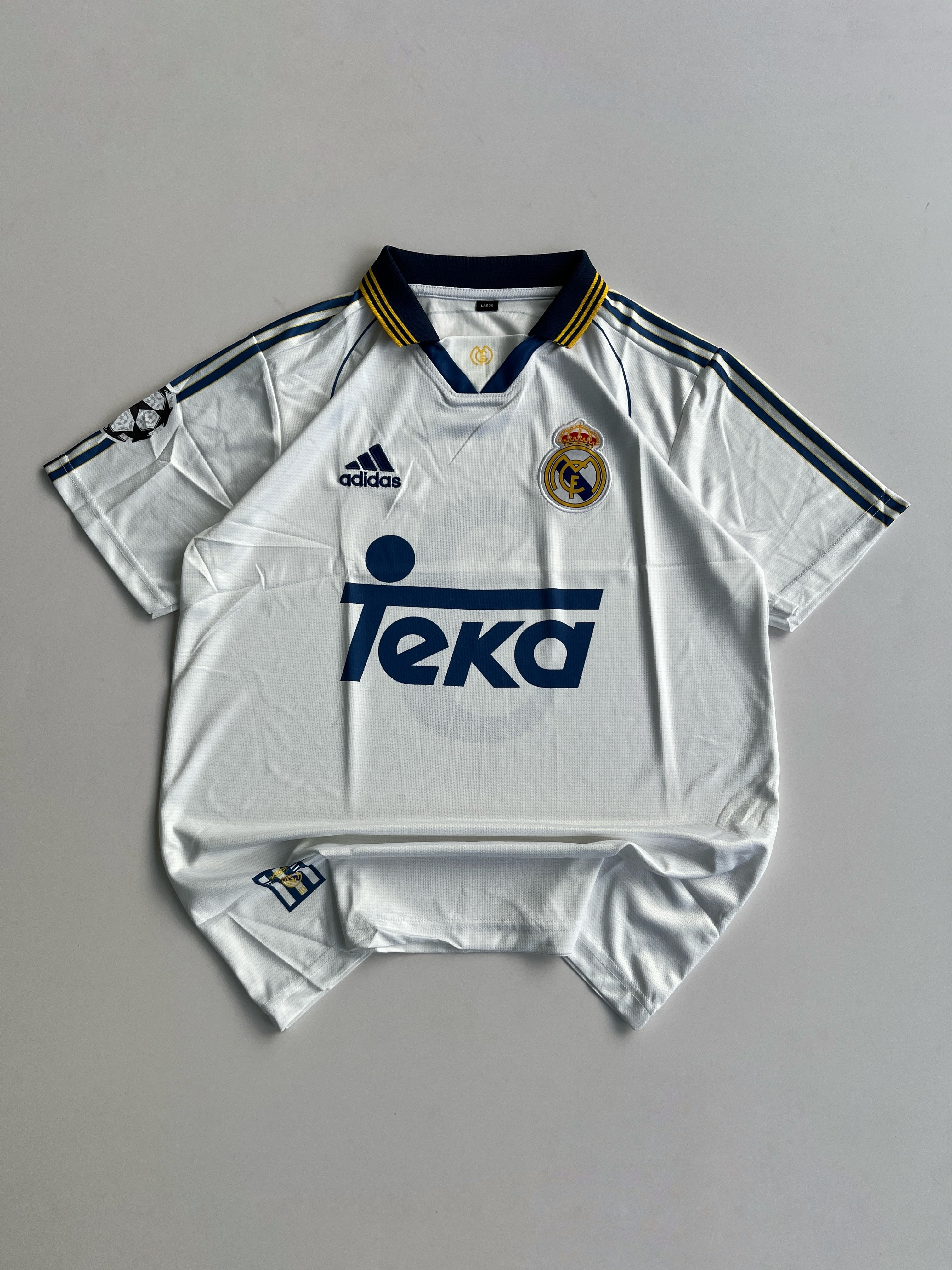 ROBERTO CARLOS 3 REAL MADRID 1998/00 RETROHOME  KIT EMBROIDERY