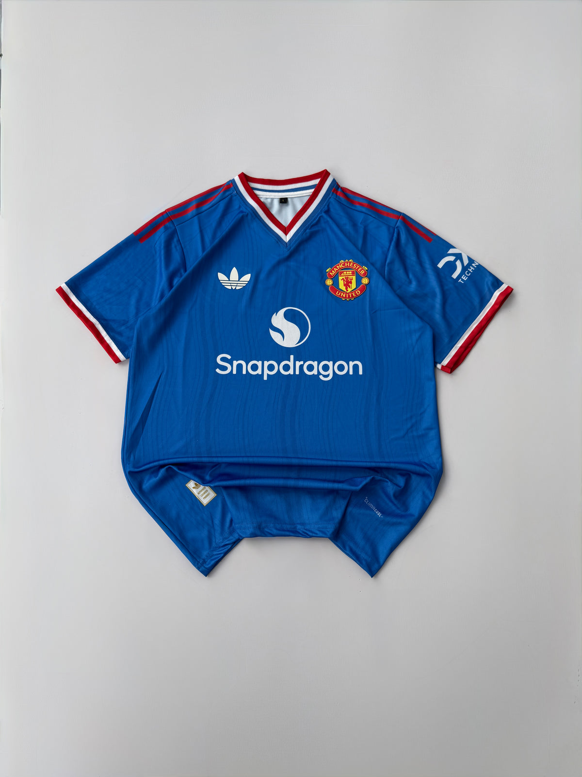 MAINOO 37 MANCHESTER UNITED 2026/27 AWAY KIT 3D SILICON HEAT PRINTED LOGO