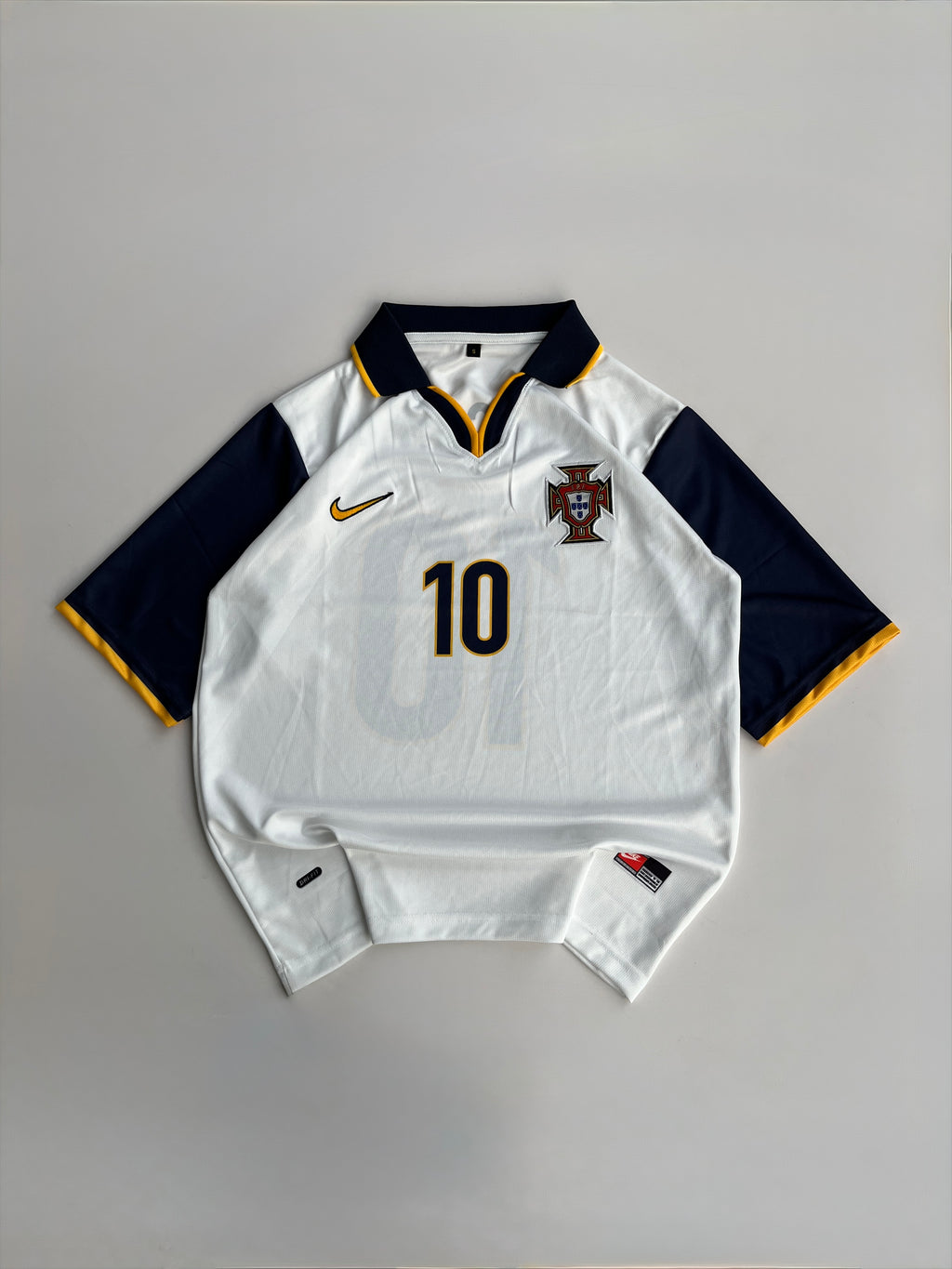 RUI COSTA 10 PORTUGAL 1998/00 SEASON AWAY KIT FIVE SLEEVE EMBROIDERY POLO