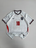 BELLINGHAM 10 ENGLAND WORLD CUP HOME KIT 2026
EMBROIDERY