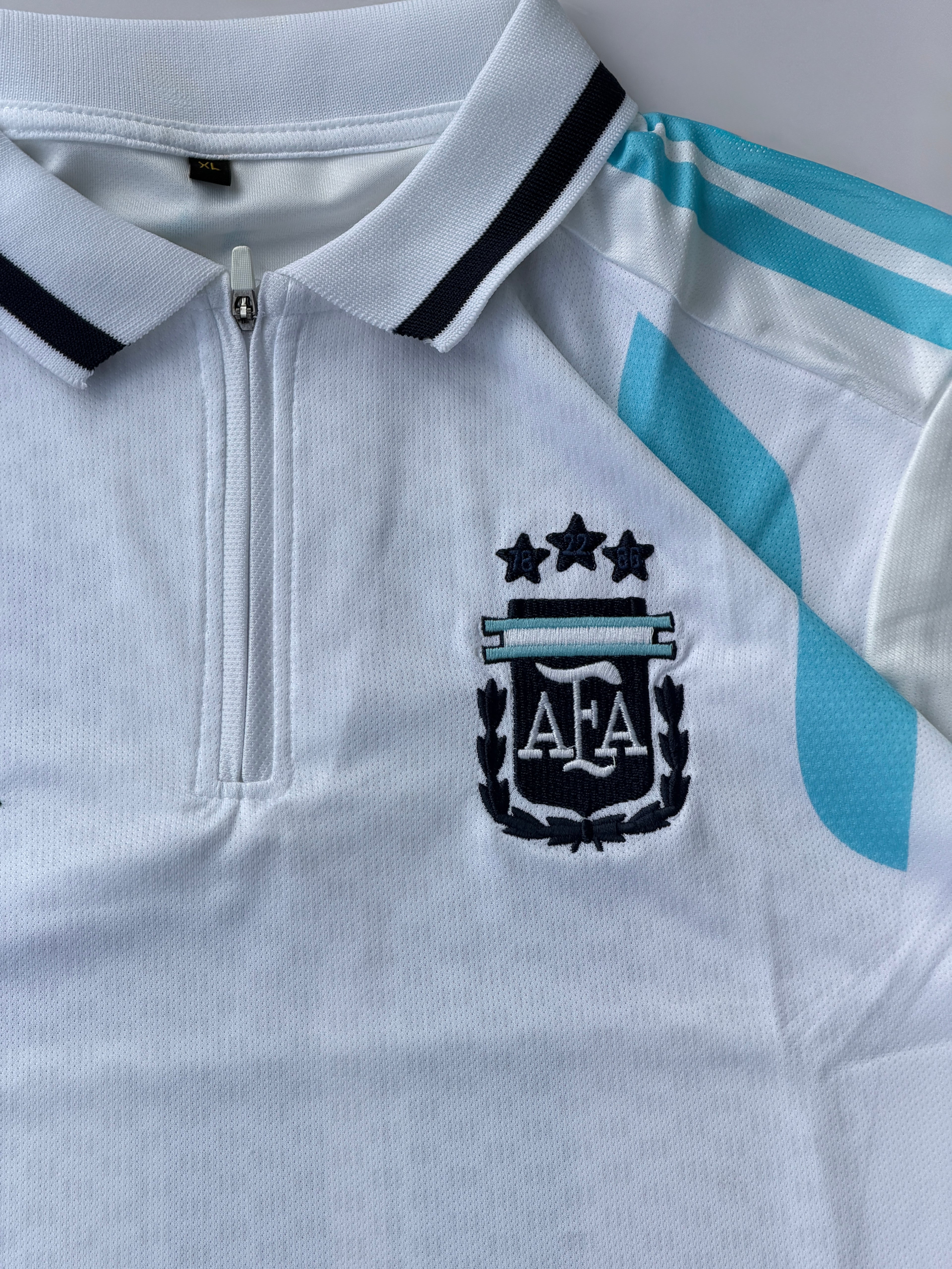 MESSI 10 ARGENTINA 2026 TRIO KIT SPECIAL EMBROIDERY POLO