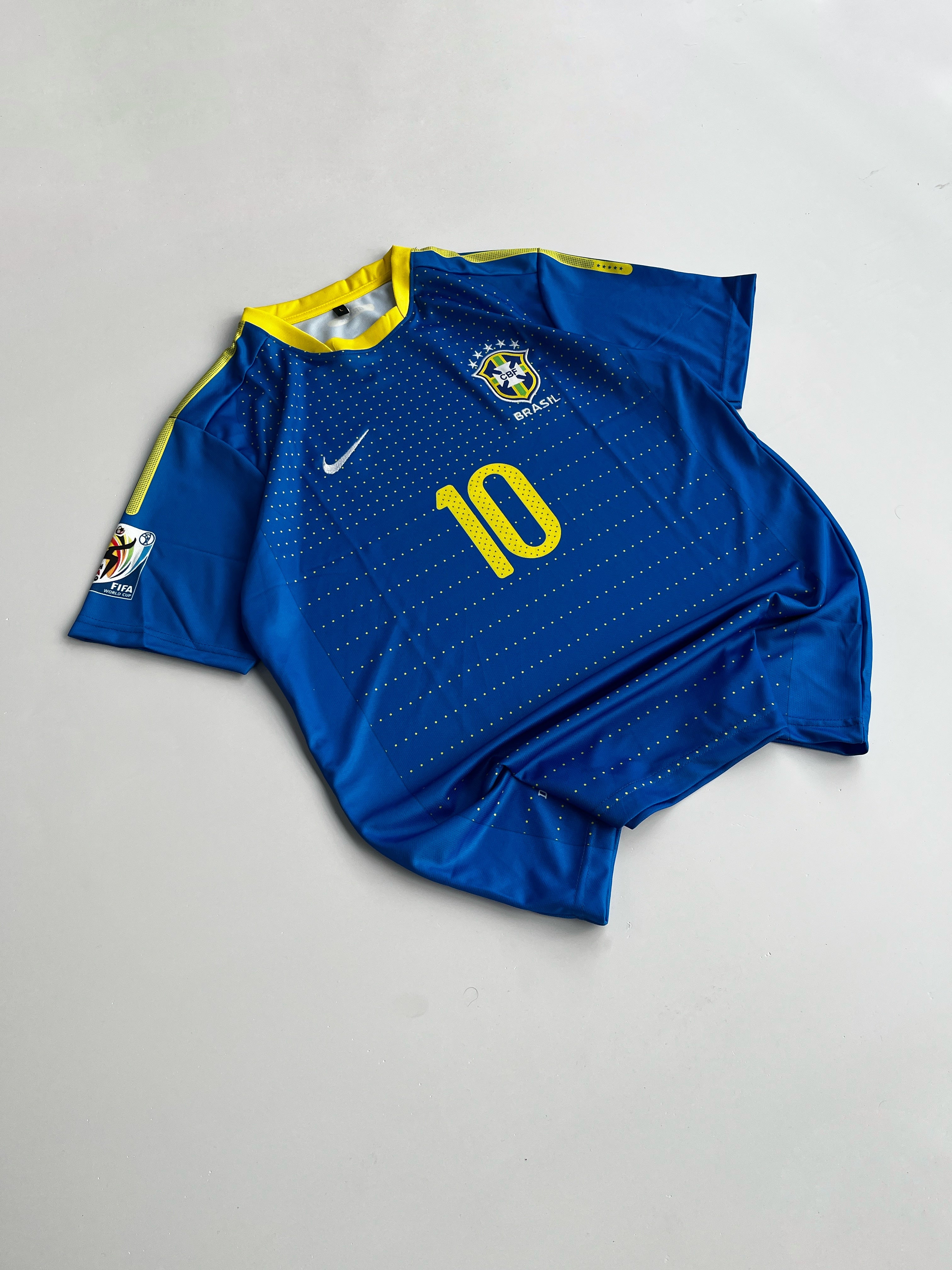 KAKA 10 BRAZIL 2010 WORLD CUP HOME KIT EMBROIDERY