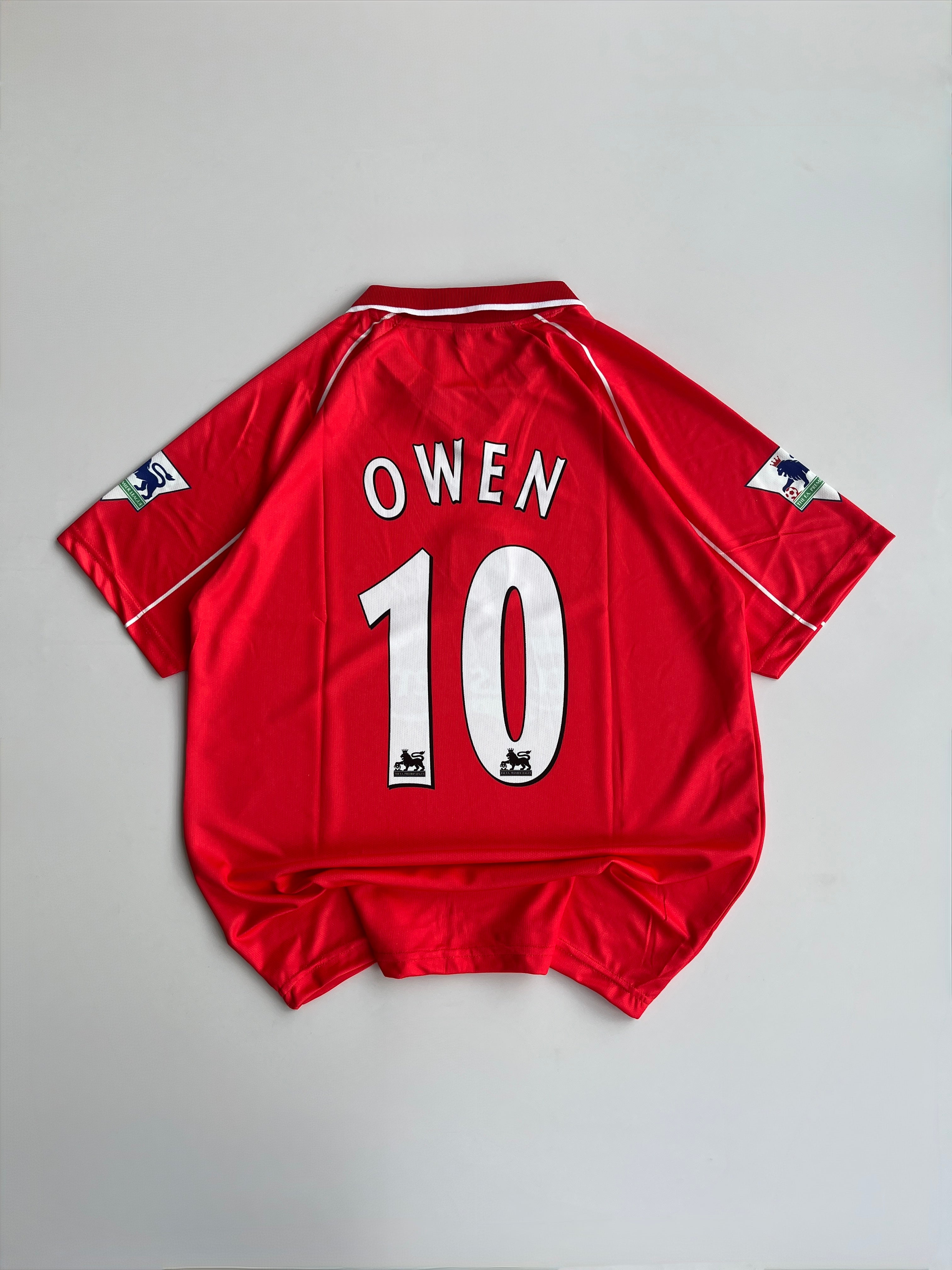 OWEN 10 LIVERPOOL 2000/02 RETRO HOME  KIT EMBROIDERY POLO