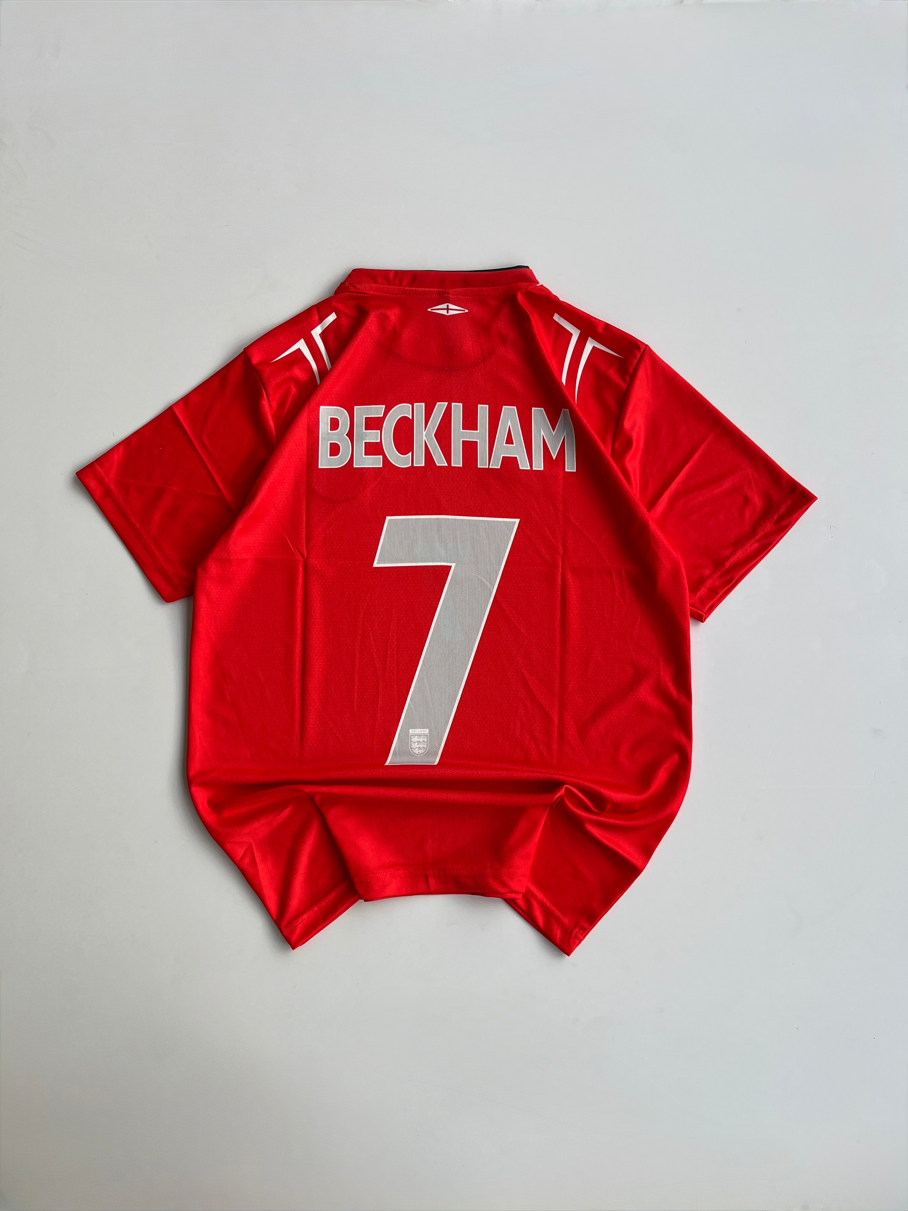 BECKHAM 7 ENGLAND 2004/06 RETRO AWAY KIT EMBROIDERY