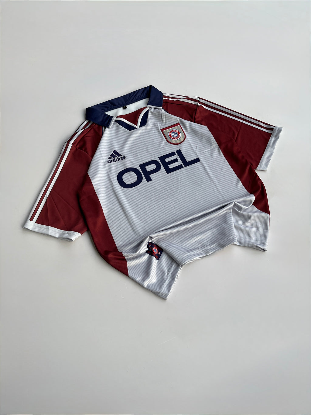 MATTHAUS 10 BAYERN MUNICH 1998/99 RETRO THIRD KIT EMBROIDERY