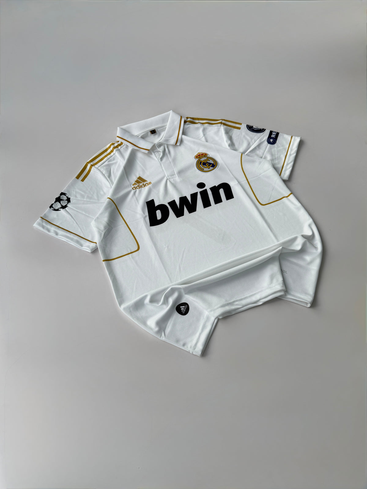 RONALDO 7 REAL MADRID 2011/12 HOME KIT HALF SLEEVE EMBROIDERY COLLER