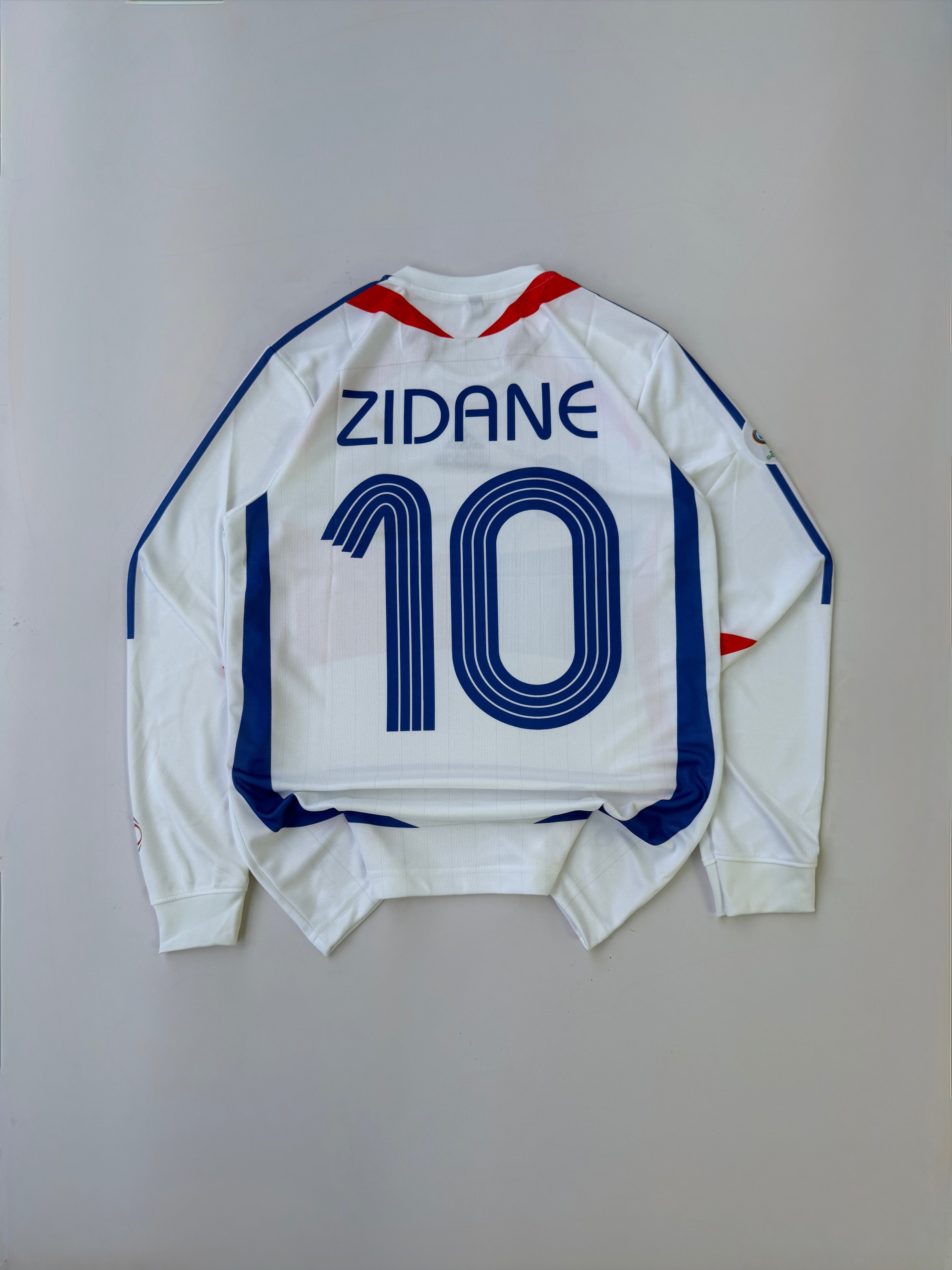 ZIDANE 10 FRANCE 2006 WORLD CUP RETRO AWAY KIT FULL SLEEVE EMBROIDERY