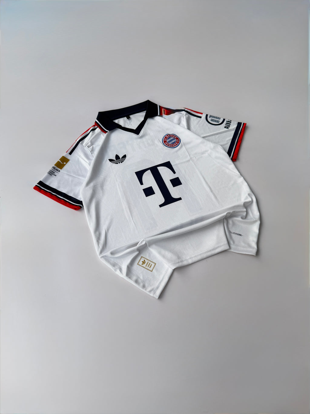 OLISE 17 BAYERN MUNICH 2026/27 AWAY KIT EMBROIDERY POLO