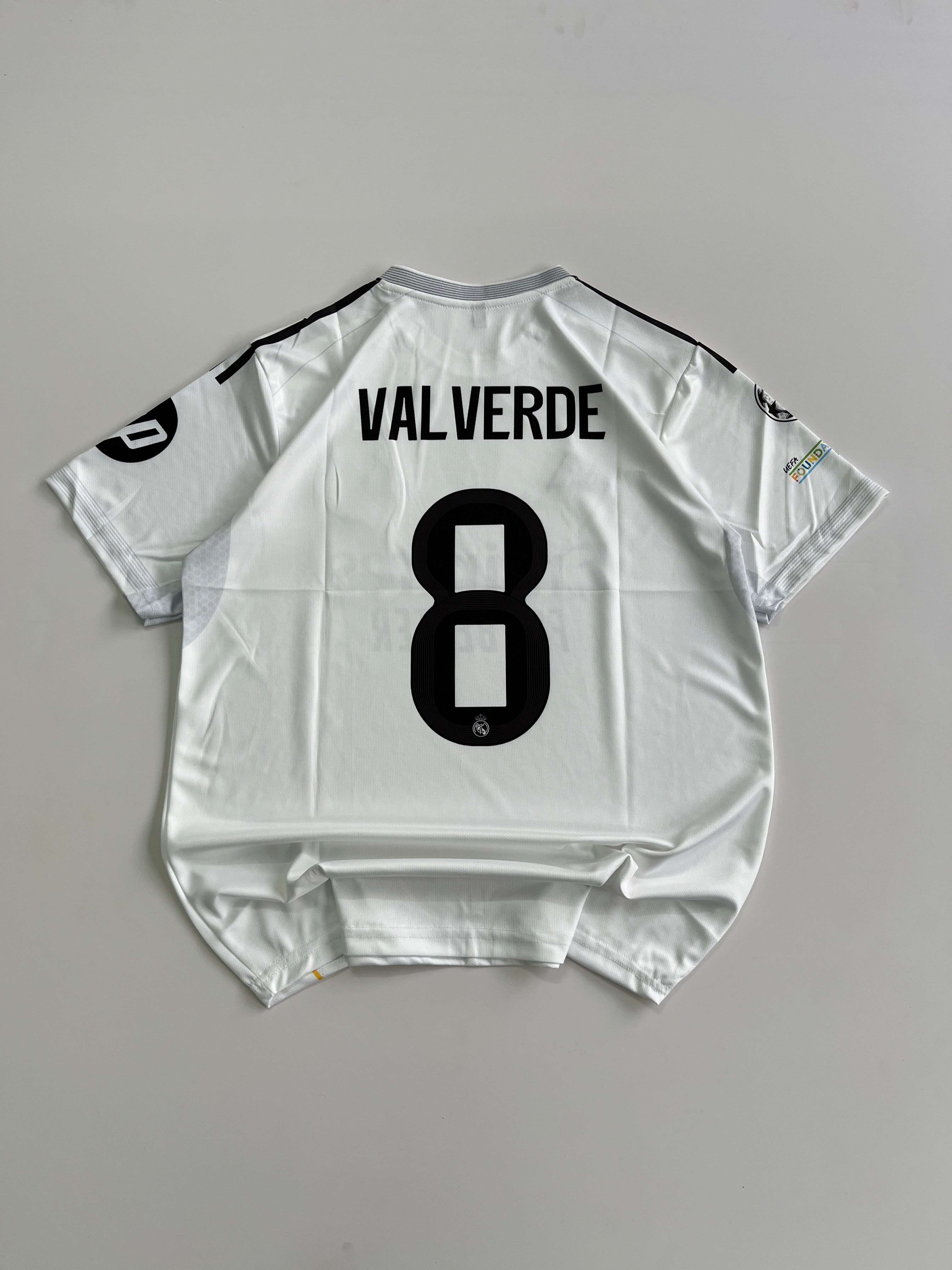 VALVERDE 8 REAL MADRID 2025/26 SEASON HOME  KIT EMBROIDERY
