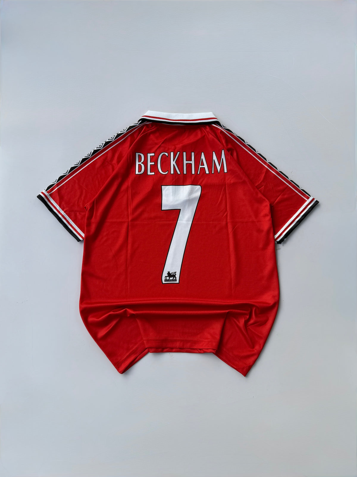 DAVID BECKHAM 7 MANCHESTER UNITED 1998-99 RETRO HOME KIT EMBROIDERY