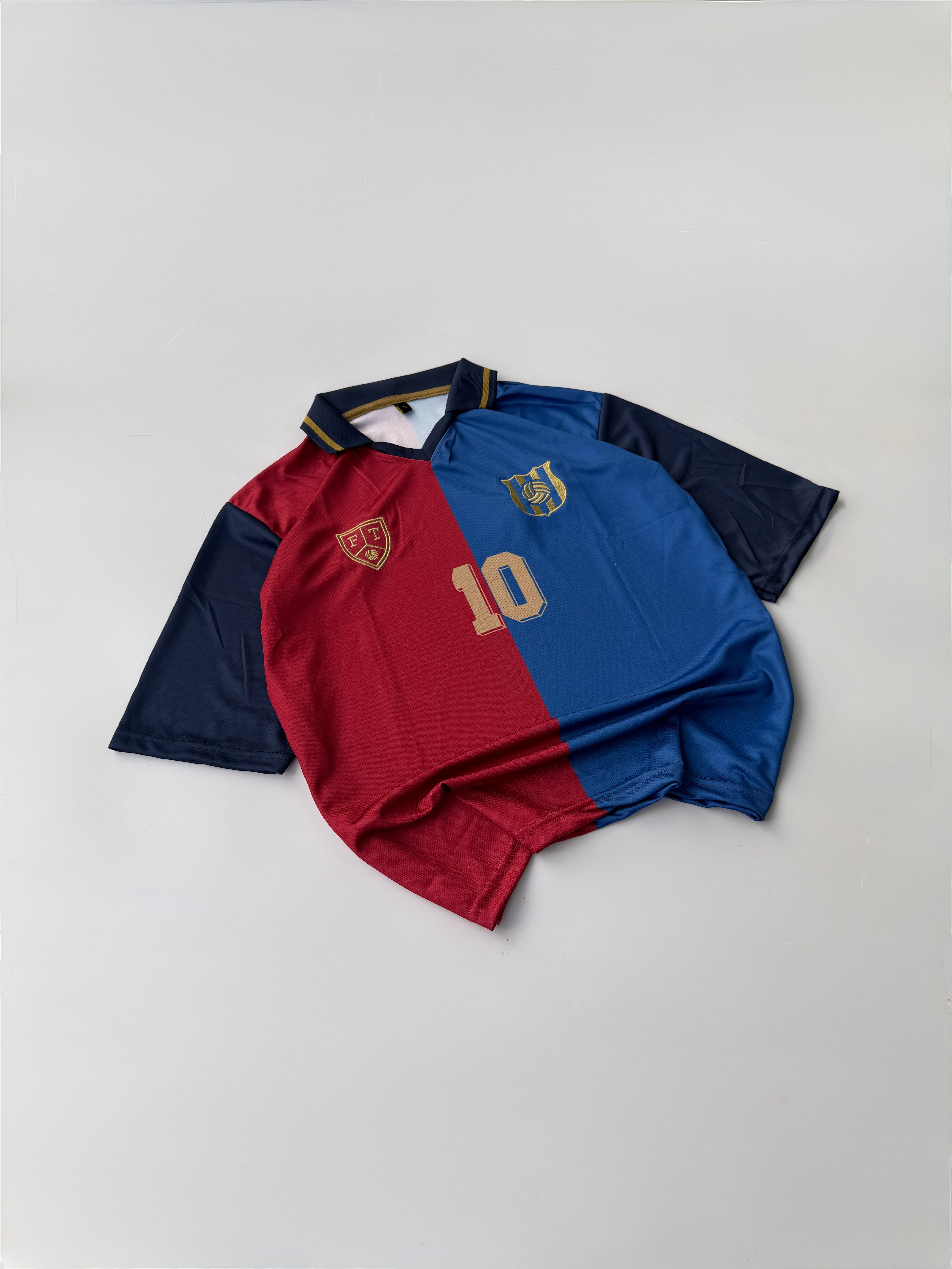 FC BARCELONA 10 INSPIRED KIT RETRO STYLE FIVE SLEEVE COLLER