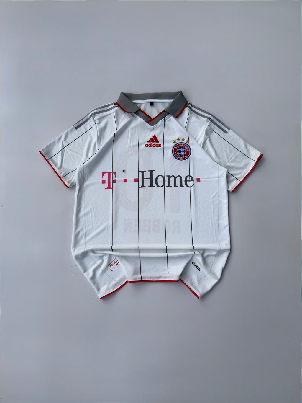 ROBBEN 10 BAYERN MUNICH 2009/10 THIRD KIT EMBROIDERY COLLER