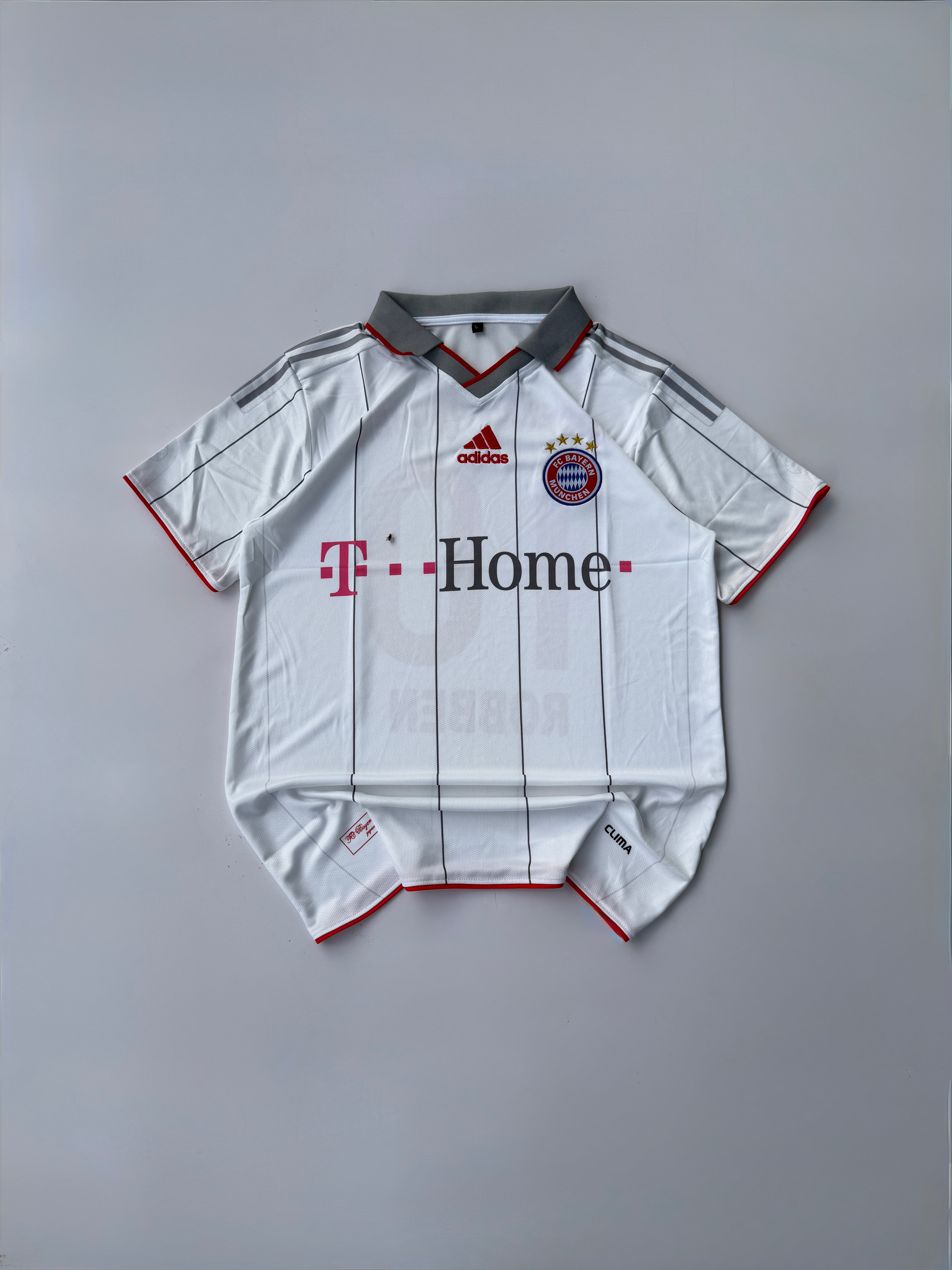 ROBBEN 10 BAYERN MUNICH 2009/10 THIRD KIT EMBROIDERY COLLER