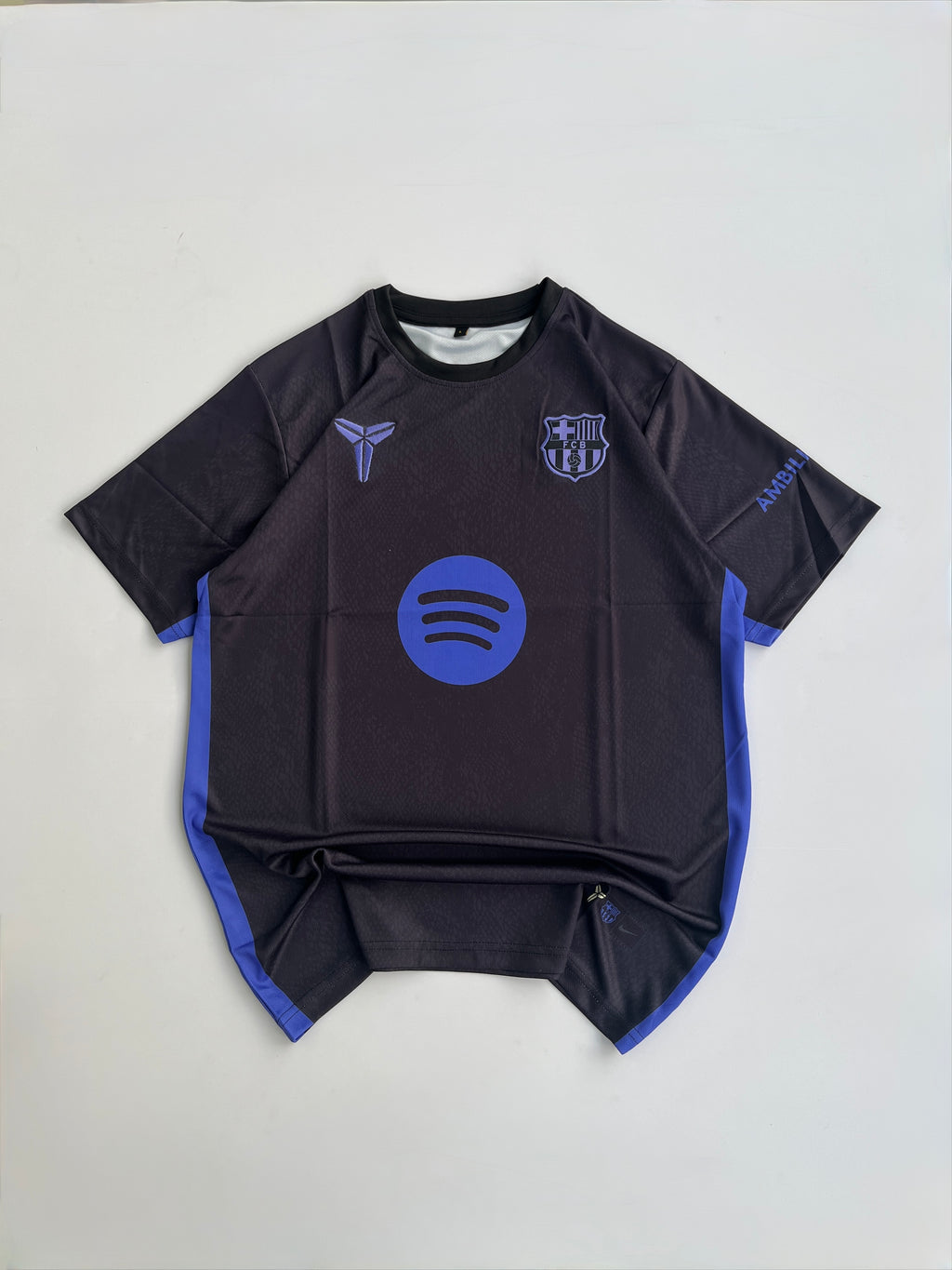 LAMINE YAMAL 10 BARCELONA X KOBE BRYANT SPECIAL KIT EMBROIDERY