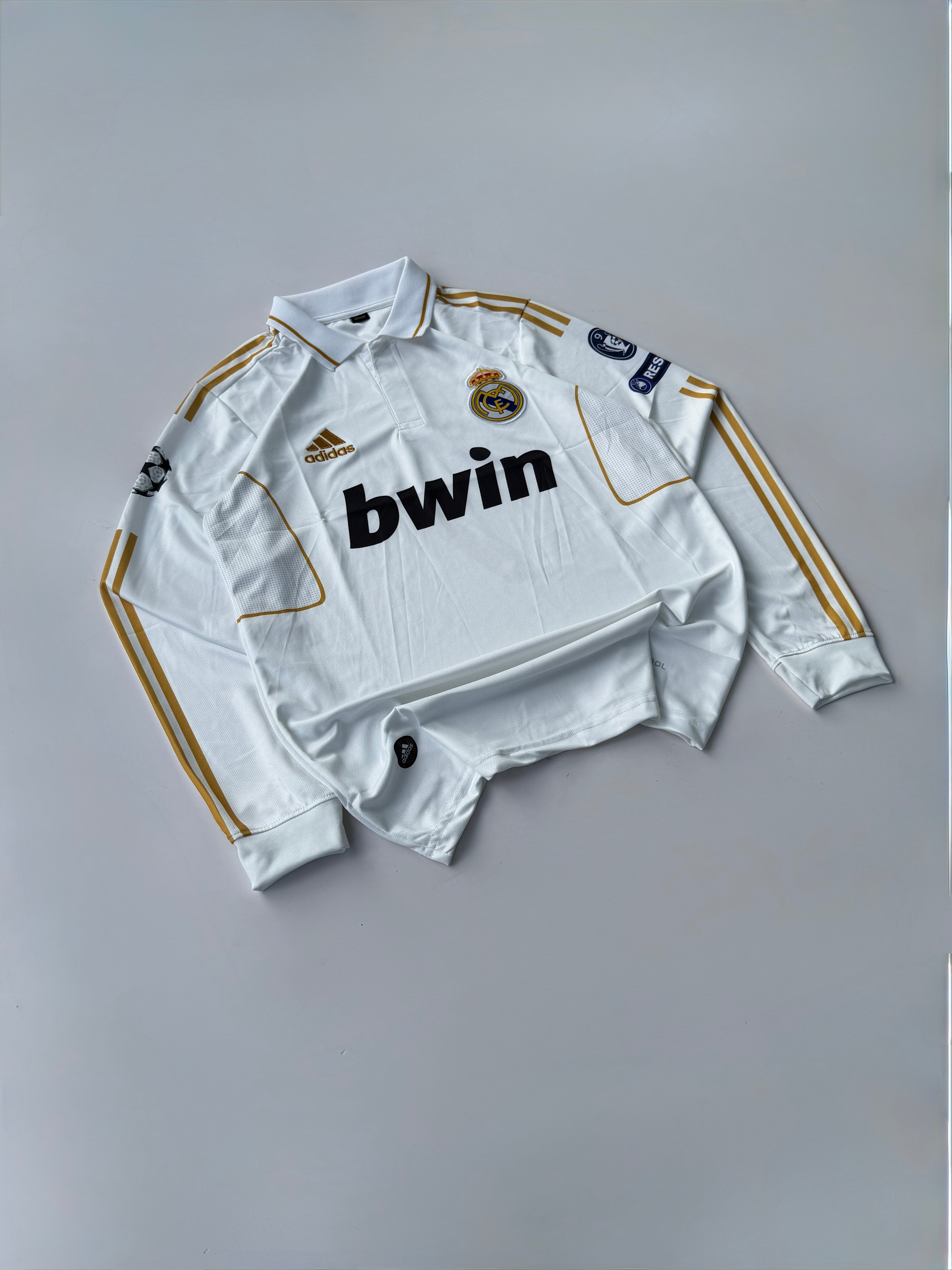 RONALDO 7 REAL MADRID 2011/12 HOME KIT FULL SLEEVE EMBROIDERY COLLER