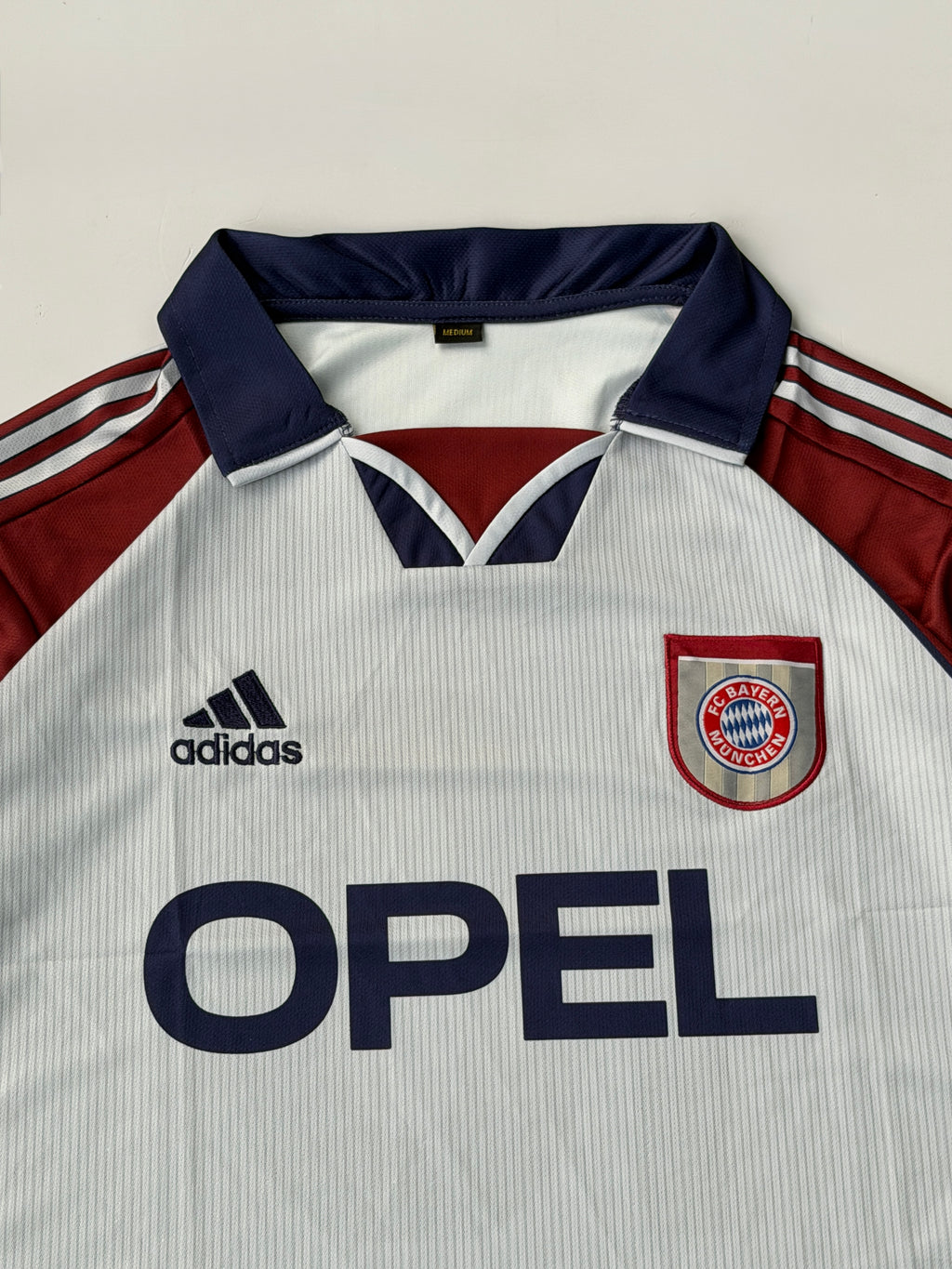 MATTHAUS 10 BAYERN MUNICH 1998/99 RETRO THIRD KIT FIVE SLEEVE EMBROIDERY